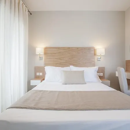 Semesterbostad Enalia Villas *